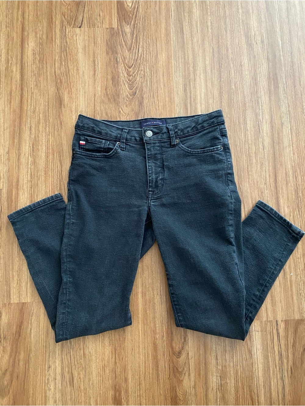 Tommy Hilfiger Women’s Black Skinny Jeans
